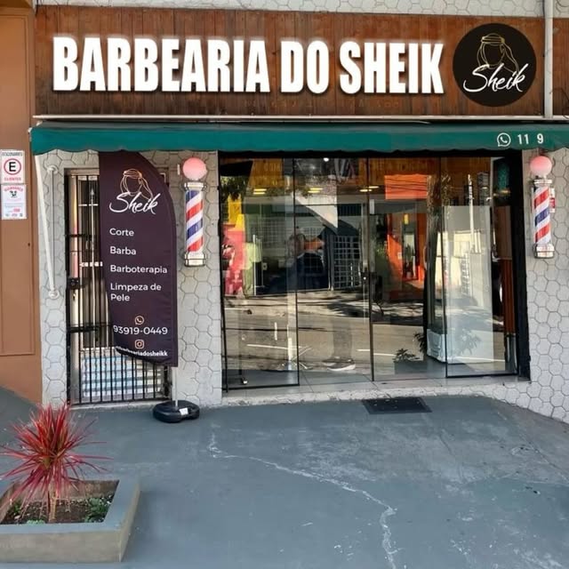 Fachada da Barbearia do Sheik na Rua Azevedo Soares